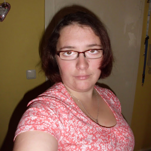 Melanie Quast Photo 18