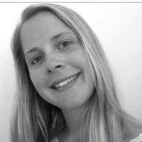 Julie Hoff Photo 28