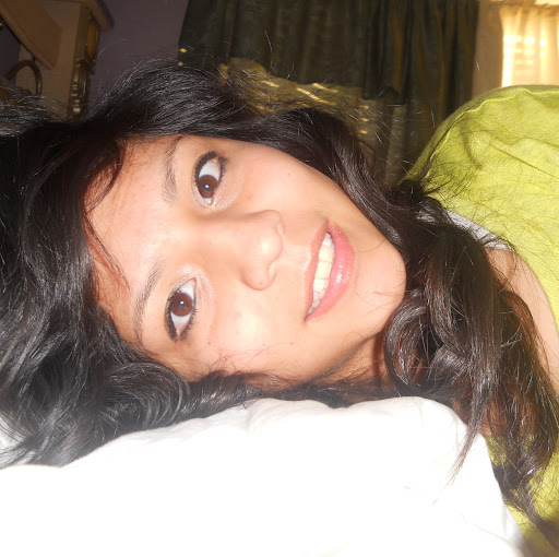 Laura Gonzales Photo 10