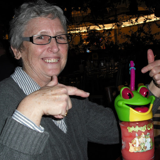 Joyce Warner Photo 20