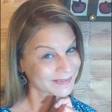 Alyssa Davis Photo 14