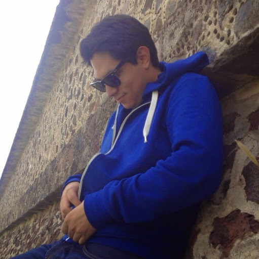 Julio Reyes Photo 32