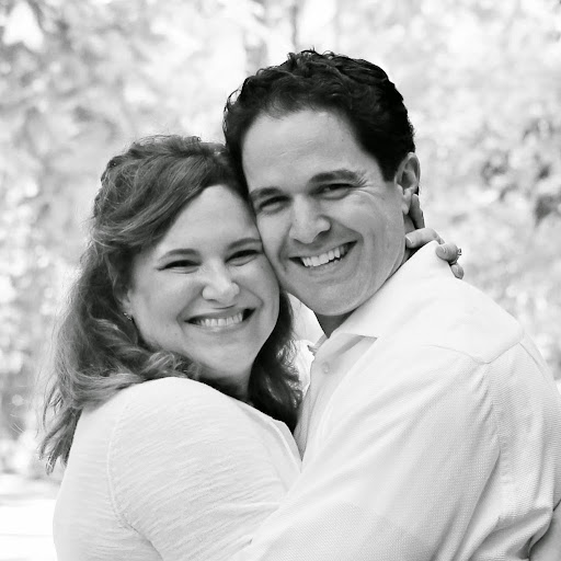 Lisa Graham Photo 50