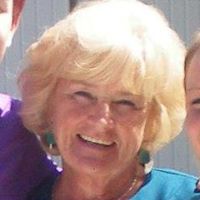 Kathleen Oliver Photo 33