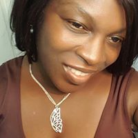 Nicole Bell Photo 31