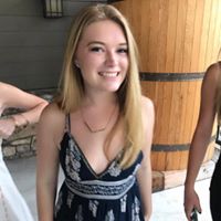 Julia Adkins Photo 13