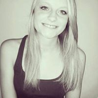 Caroline Schuster Photo 19