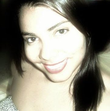 Elisa Escobar Photo 9
