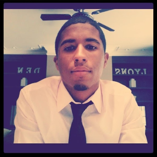 Christopher Lyons Photo 22