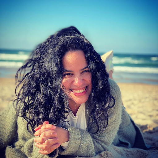 Julia Nunez Photo 34