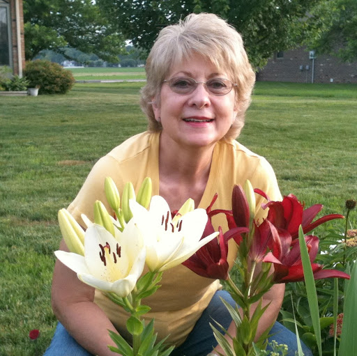 Charlene Petersen Photo 20