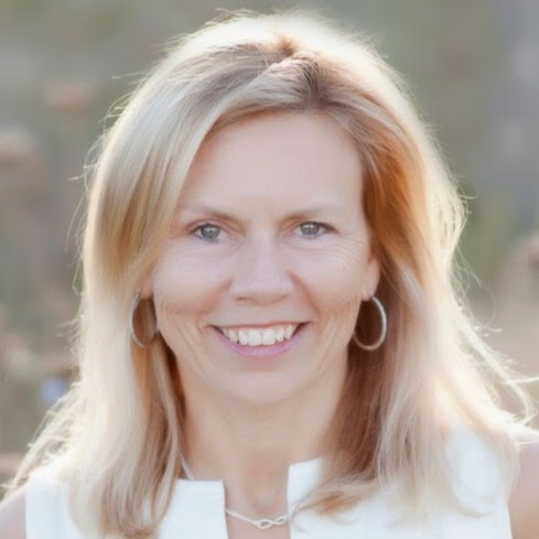 Julie Goldstein Photo 39