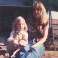 Melissa Carlton Photo 27