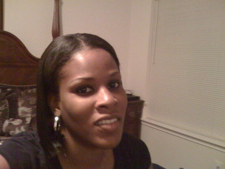 Angela Bishop Photo 48
