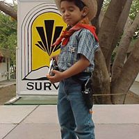 Mauricio Aguilar Photo 21