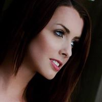 Alison Sims Photo 12