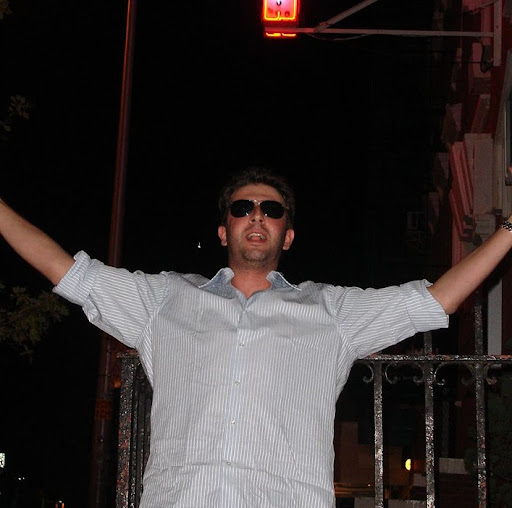 Robert Levine Photo 21