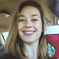 Kristin Crosby Photo 9