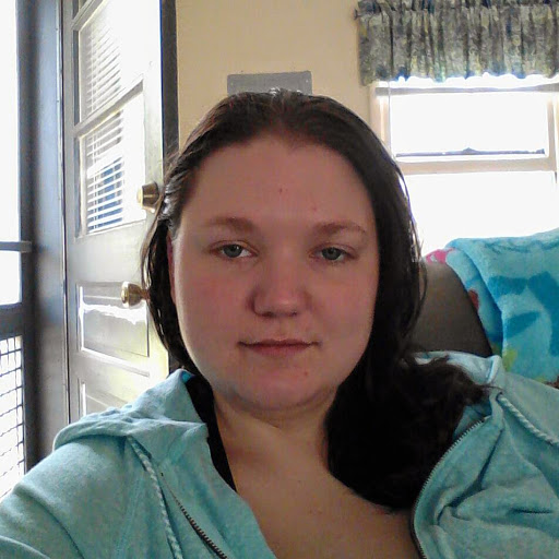 Michelle Blankenship Photo 37