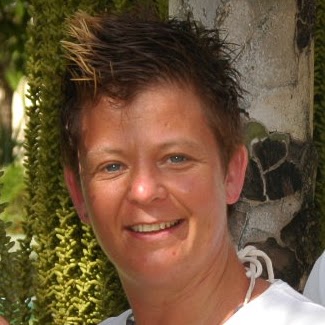 Julie Weston Photo 6
