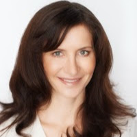 Suzanne Barr Photo 24