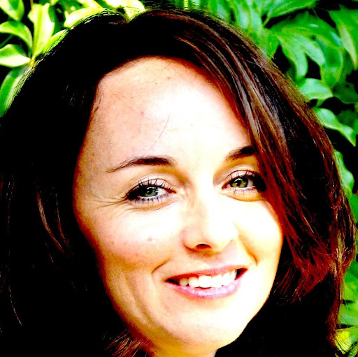 Julie Ingram Photo 37