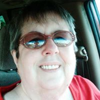 Kathleen Lowe Photo 33