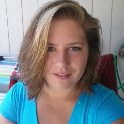 Amanda Spencer Photo 32