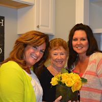 Carol Newman Photo 38