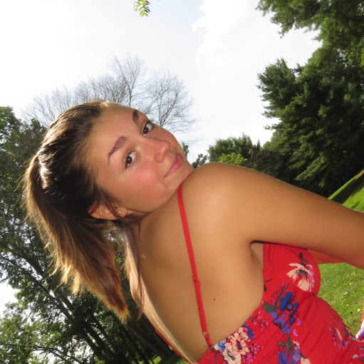 Rachel Bowman Photo 13