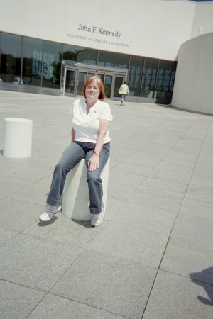 Laura Ball Photo 4