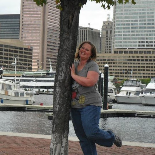 Lisa Finnegan Photo 14