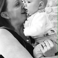 Suzanne Nicholson Photo 25