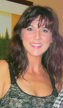 Kelly Blake Photo 24