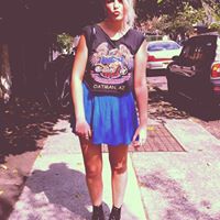Laura May Photo 21