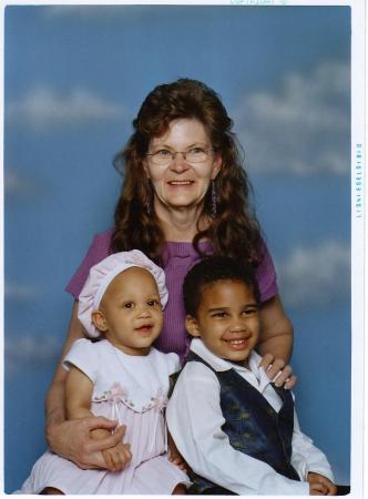 Carolyn Walters Photo 34