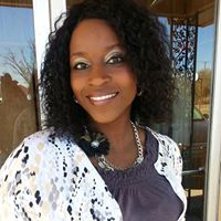 Larena Robinson Photo 4