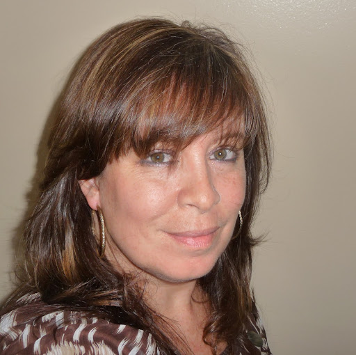 Lisa Gelinas Photo 6