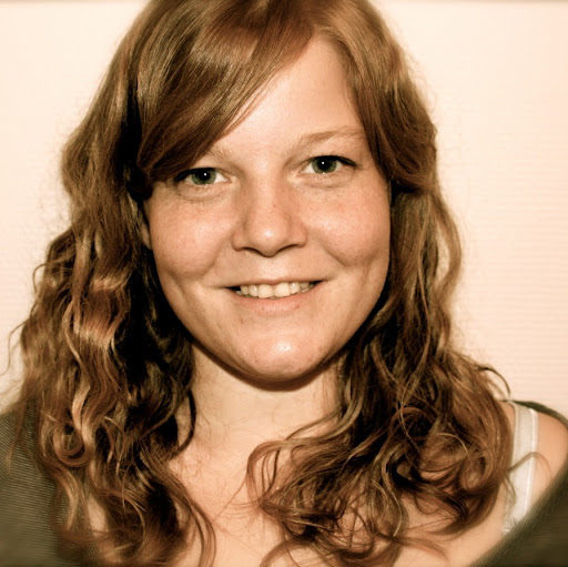 Christina Lang Photo 36