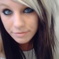 Annie Lowe Photo 18