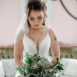 Jessica Daley Photo 15