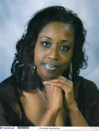 Michelle Lewis Photo 49