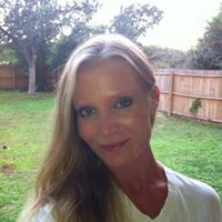 Wendy Meadows Photo 24