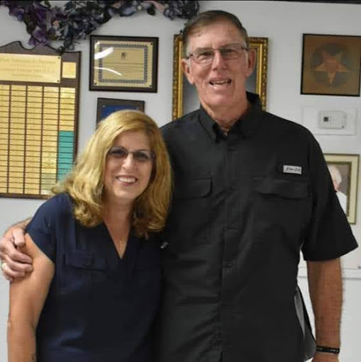 Debi Hodges Photo 22