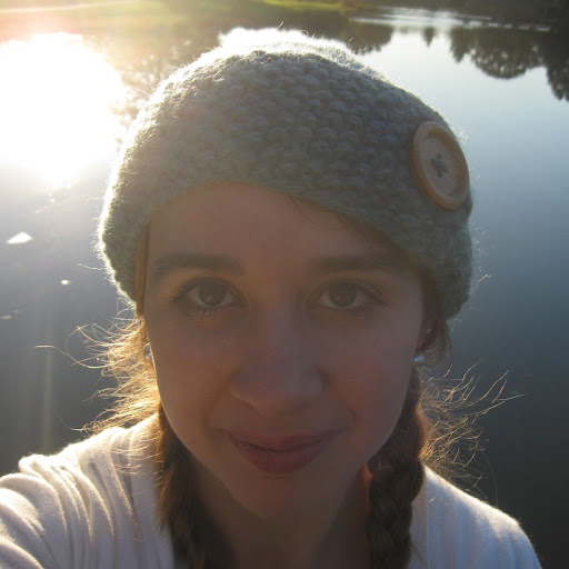 Elizabeth Roy Photo 8