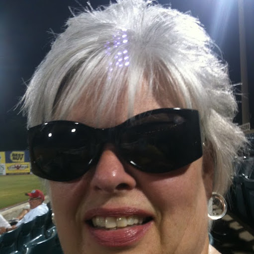 Diana Montgomery Photo 19