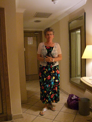 Barbara Beard Photo 31