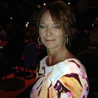 Lori Markham Photo 6