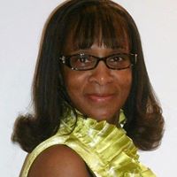 Karen Brewer Photo 19