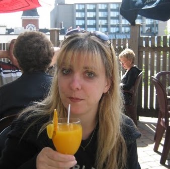 Kellie Thompson Photo 33